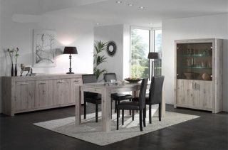 Eetkamer-Poznam-ZONDER-stoelen